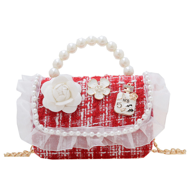 New Year's style small chanel-style bag for girls, stylish red New Year greeting bag for girls, princess pearl hand-carried accessory small bag Item Picture