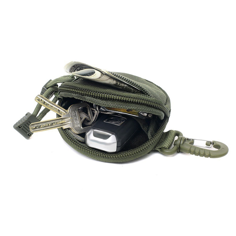 Molle multi-functional key bag, tactical hanging bag, small round bag for loose change storage, portable outdoor sports, riding, marching and enthusiasts Application Scenario