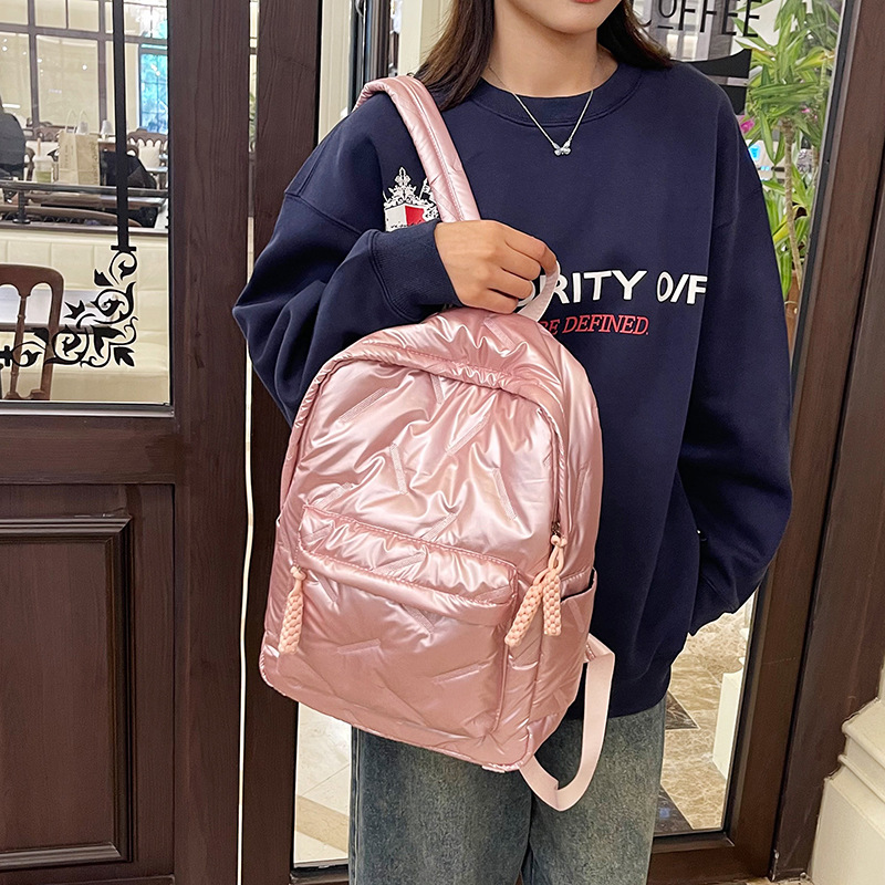 This high-capacity cotton-padded jacket bag is a new spring 2025 backpack that is fashionable and versatile for students, suitable for commuting Specification drawing
