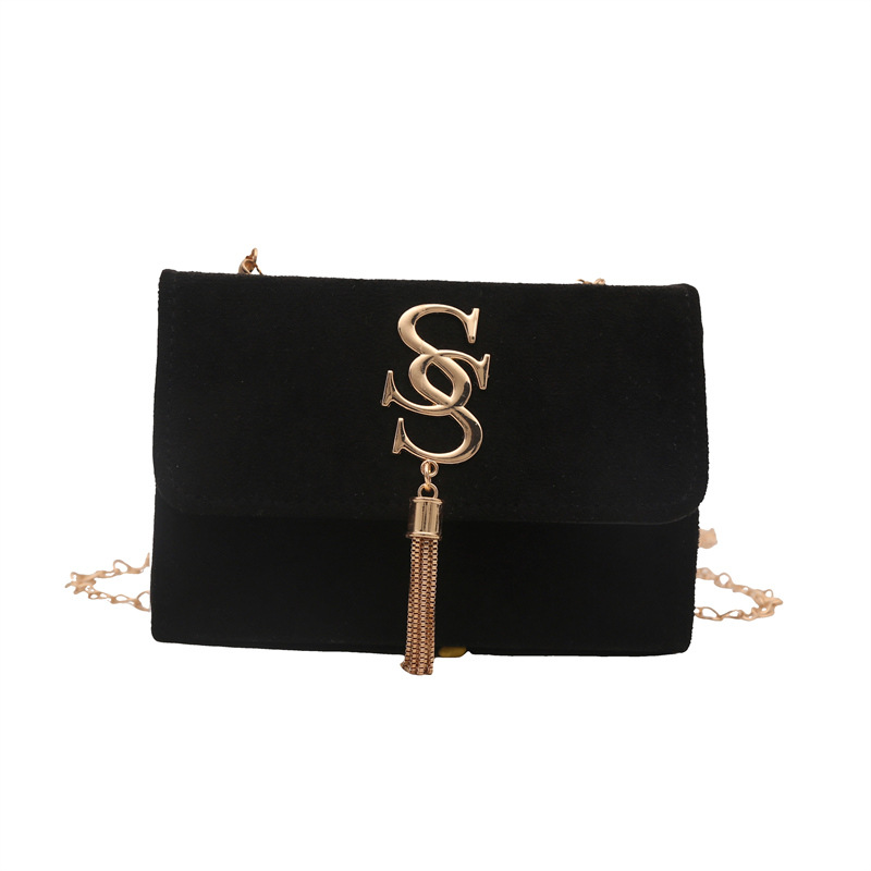 A simple and casual small square bag for the winter of 2024, a retro, casual and fashionable crossbody bag for women, a fashionable and individual single-shoulder bag Item Picture