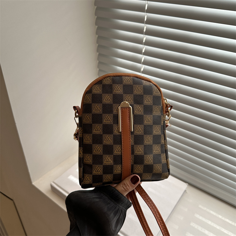 New women's small bags: fashionable crossbody bag, mini single-shoulder small bag, phone bag, large-capacity women's bag full figure