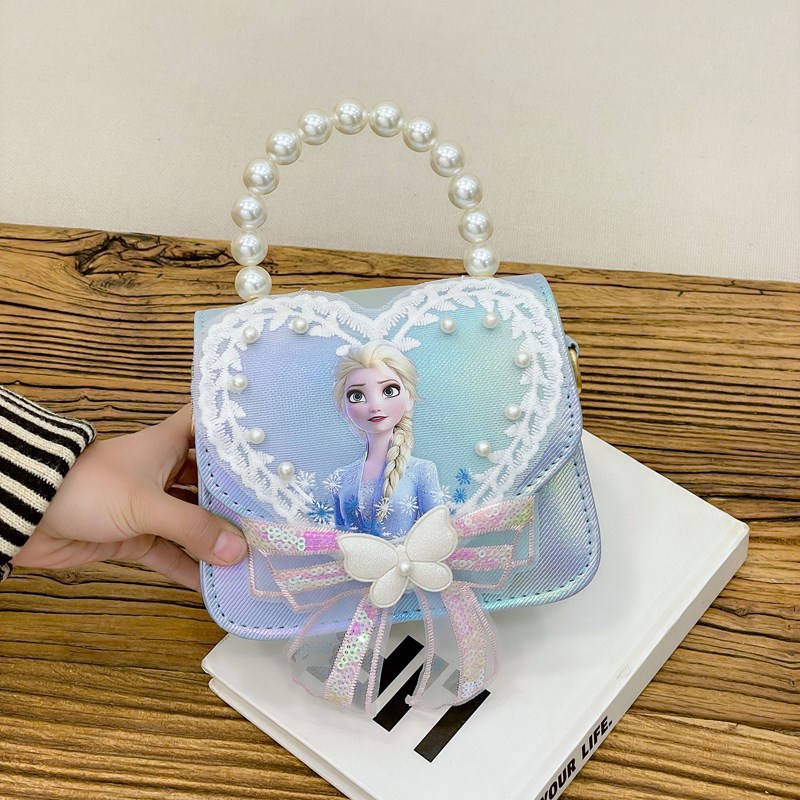 This year, the cross-border little girl Aisha's single-shoulder bag is a trendy and fashionable pearl handbag and a Korean-style children's crossbody bag full figure