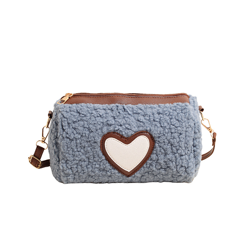 A new large-capacity cross-border winter plush handbag, a cute and heartwarming lambskin single-shoulder crossbody bag Item Picture