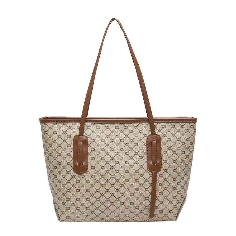 Color-blocking trendy casual Tote large bag 2025 Spring New niche fashionable casual large capacity single-shoulder bag Item Picture