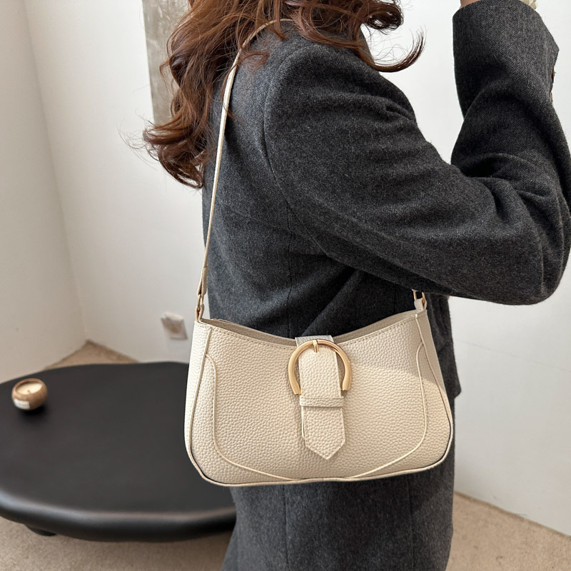 Korean retro fashion 2024 solid color new trendy casual texture stylish crossbody bag for women details Picture