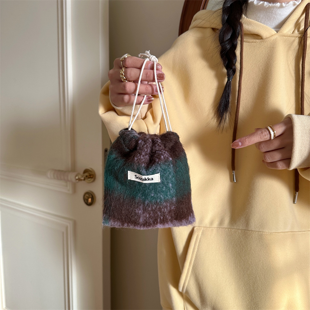 312272 woolen storage bag, small cloth bag, lipstick bag, portable makeup bag, women's storage cosmetic drawstring bag details Picture