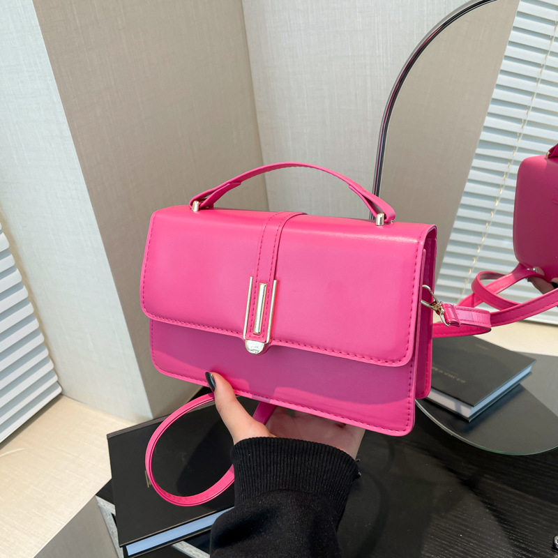 Solid color simple small square bag 2024 new Korean style trendy and fashionable women's casual single-shoulder crossbody small bag cross-border full figure