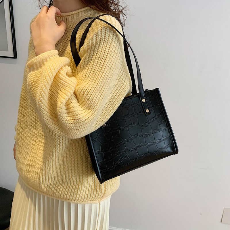 Simple and casual single-shoulder bag, new Spring 2025 fashionable women's commuter handbag, stone pattern retro tote bag Specification drawing