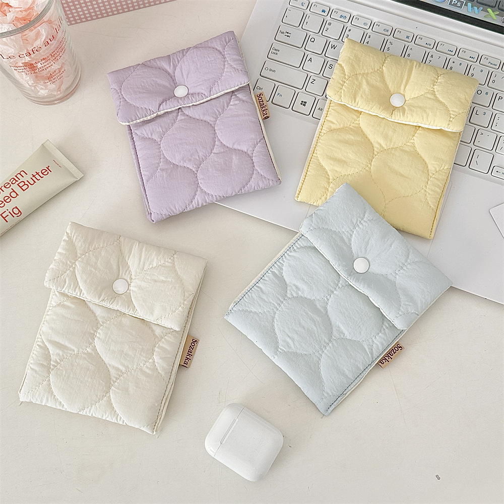 41262 Quilted Sanitary Kit, Lipstick Storage bag, Student Mini Portable Menstrual Sanitary napkin Organization bag details Picture