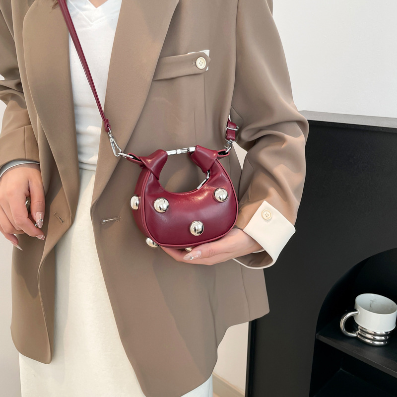 Women's bag 2025 new style European and American fashion retro willow stud mini crescent bag, niche parent-child crossbody bag, key case details Picture