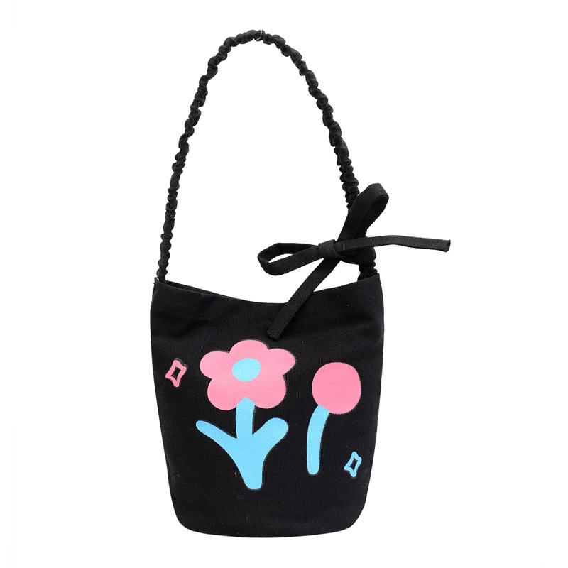 2022 Hand-held children's canvas bag with color printing, casual single-shoulder crossbody bag, outdoor snack bag for boys and girls Item Picture