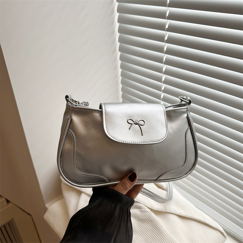 Trendy cross-border retro small bag for women, Spring 2025 new single-shoulder underarm bag, high-quality commuting crossbody small square bag full figure