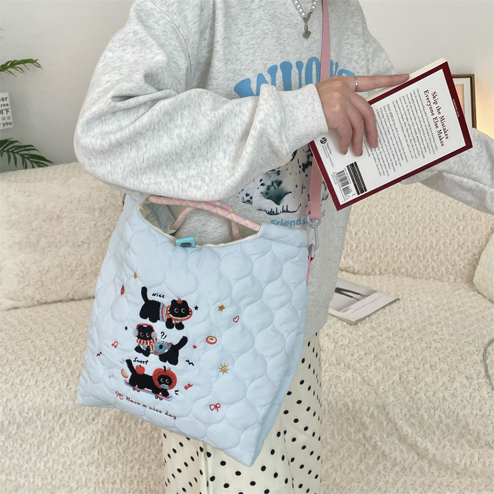 49272 Winter Embroidered Little Black Cat Cute Handbag, large capacity single-shoulder crossbody bag quilted with cotton Specification drawing