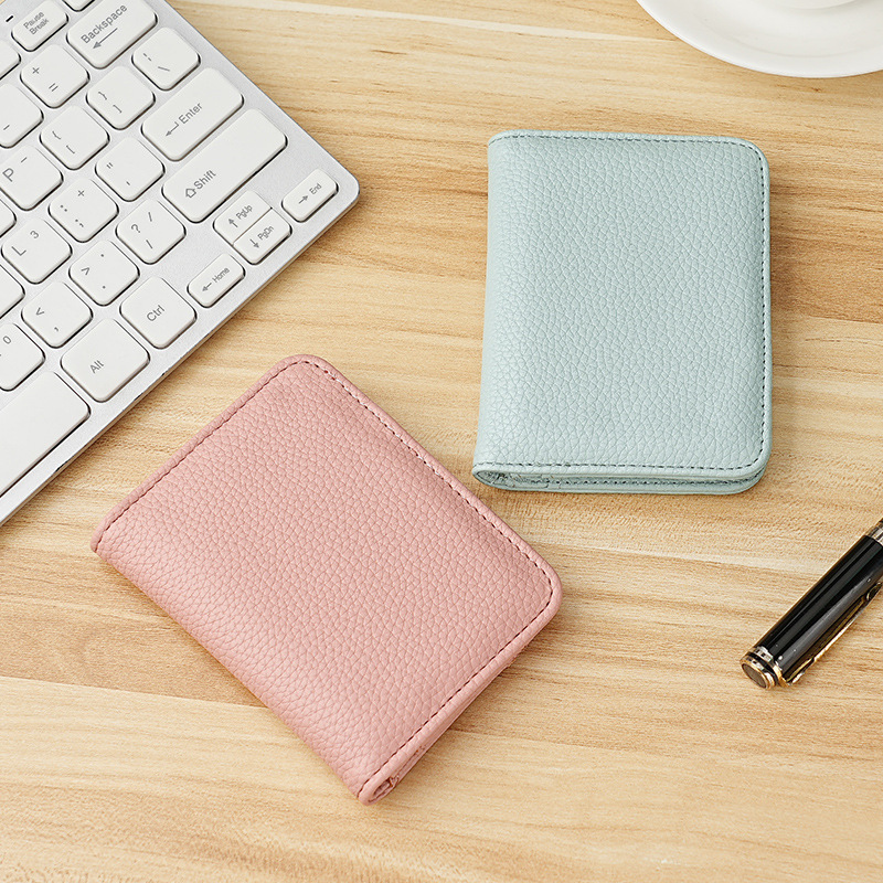 Factory direct sales of high-end business card bags made of top-grain cowhide, large-capacity bank card magnetic absorption card bags with lychee pattern details Picture