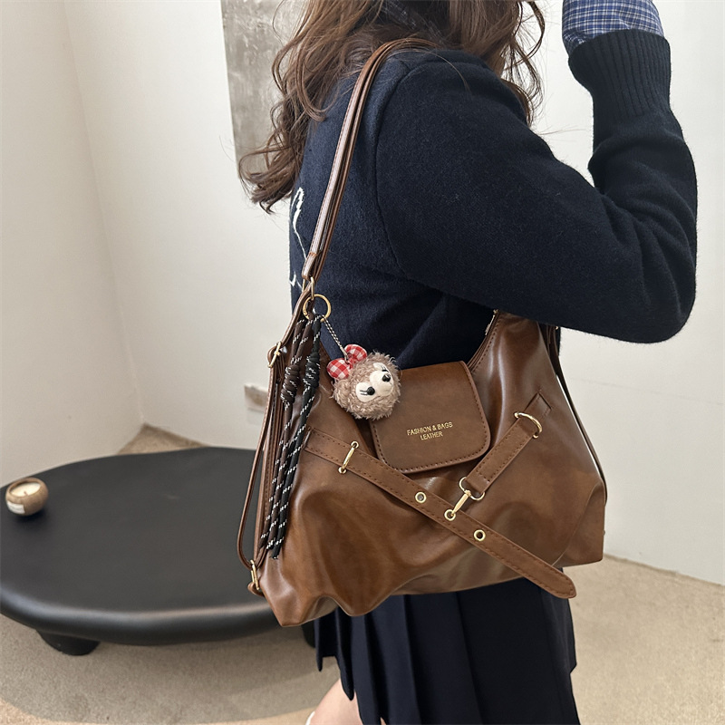 Winter commuting large capacity stylish backpack 2024 New retro texture solid color casual crossbody tote bag for women details Picture