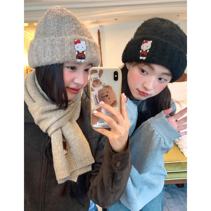 Embroidered bow cat knitted woolen hat, Korean version autumn and winter new style face-showing small headscarf hat, anti-freezing and cold-proof hat Specification drawing