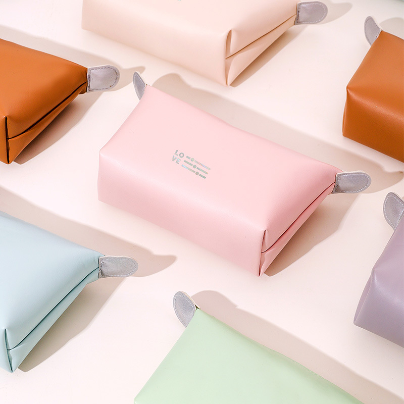 Runhui PU waterproof makeup Bag, Heart-stirring dumpling bag, convenient hand-held storage bag, candy-colored makeup bag, large capacity full figure