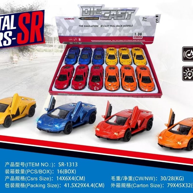 1：36合金车模，灯光，音乐，可开门