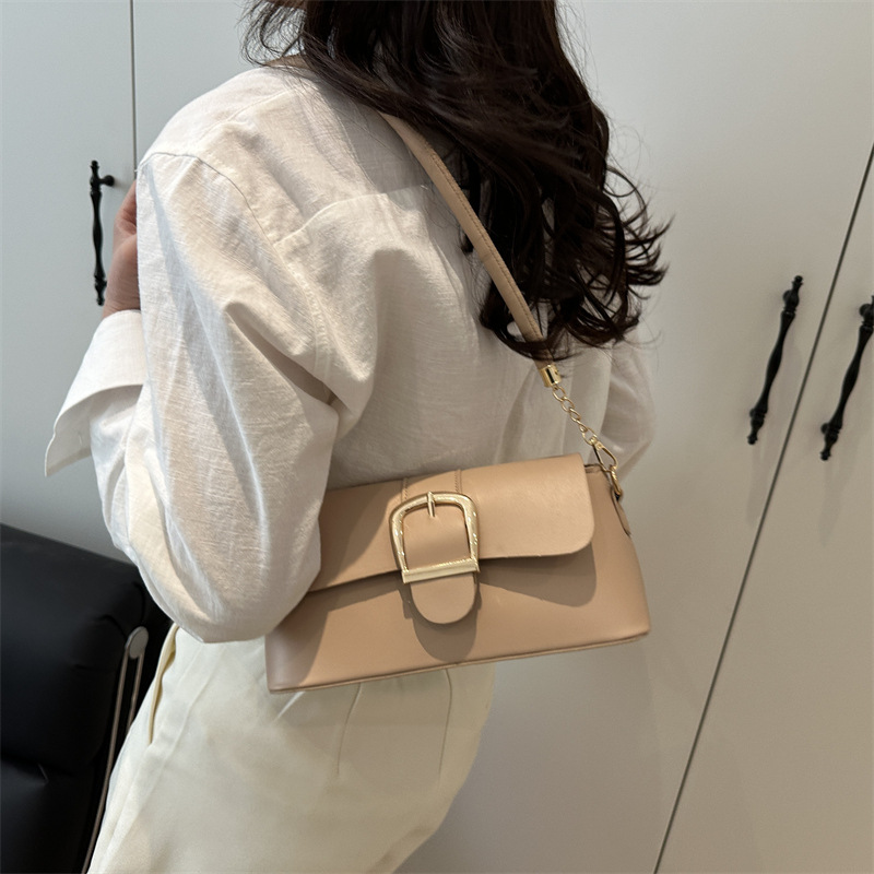 High-end hand-held underarm bag for women 2025 cross-border new style, retro horseshoe buckle, fashionable single-shoulder crossbody baguette bag Specification drawing