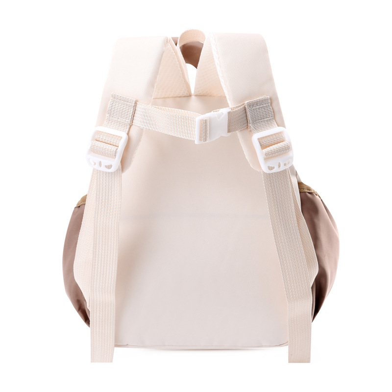 Cute little schoolbags for kindergarten children, snack bags for baby outings, trendy and color-matched children's backpacks Application Scenario