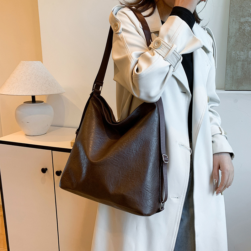 2024 New women's bag, large-capacity bag, crossbody single-shoulder bag, retro and fashionable backpack for students' classes, commuting bag Specification drawing