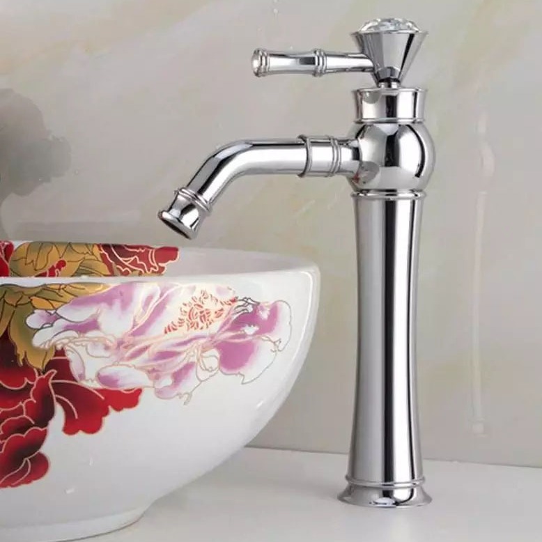 All-copper electroplated faucet, bathroom basin faucet, countertop basin faucet, hot and cold washbasin faucet full figure