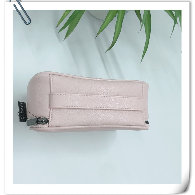 Customized PU leather waterproof makeup bag, multi-functional travel toiletries storage bag, portable toiletries bag full figure