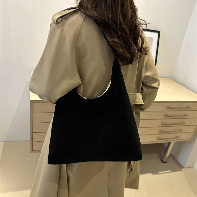 Retro mother-and-child commuting casual matte 2024 autumn/winter new large-capacity retro single-shoulder underarm tote women's bag details Picture