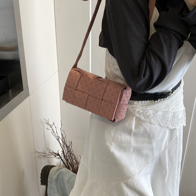 Cross-border woven bag for women 2025 new style, niche design, high-end feel, single-shoulder crossbody bag, texture small square bag details Picture