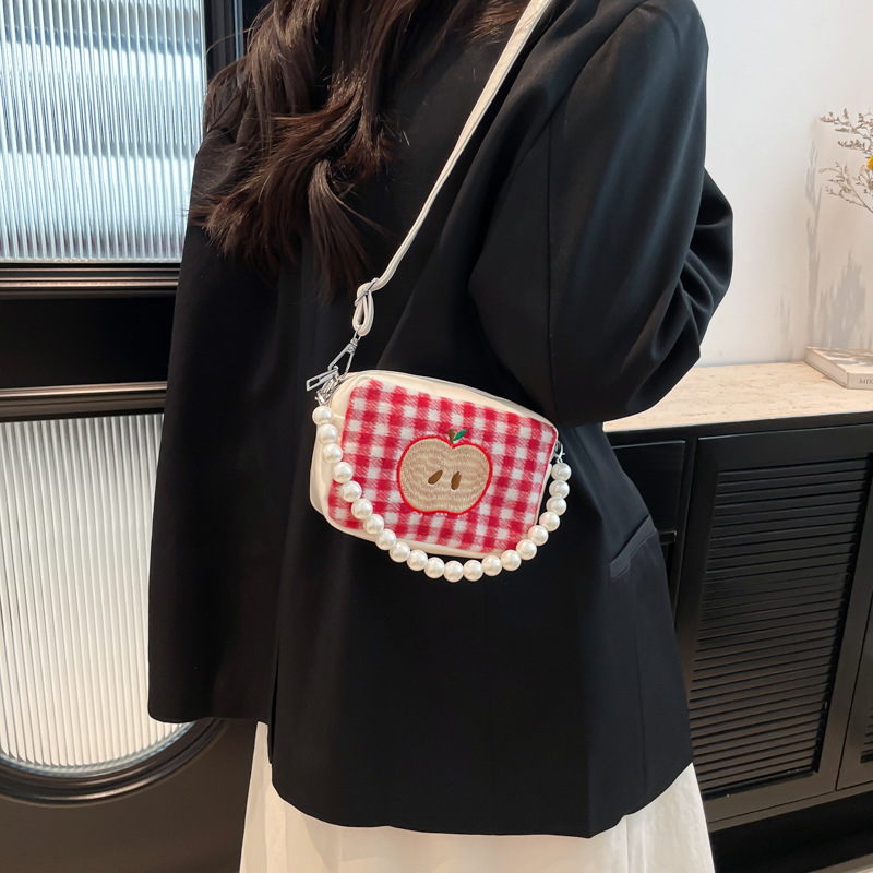 Spring 2025 new camera shoulder bag with contrasting color check pattern, small square bag, fashionable, simple and stylish crossbody bag for women Specification drawing
