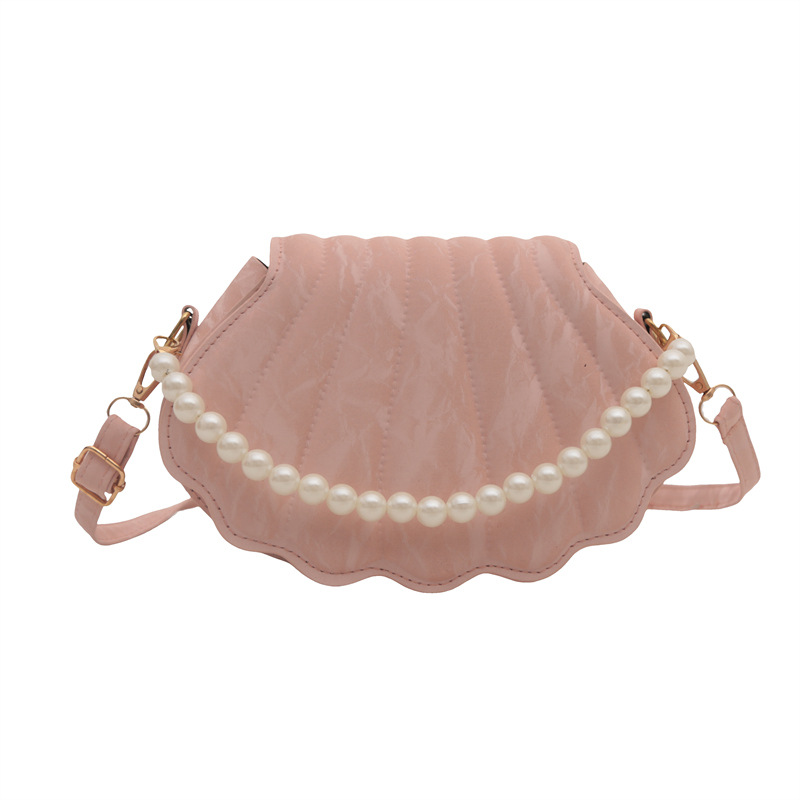 A beautiful, trendy and personalized handbag for women, a new autumn/winter 2024 fashion single-shoulder bag, a simple and casual crossbody bag, and a shell bag Item Picture