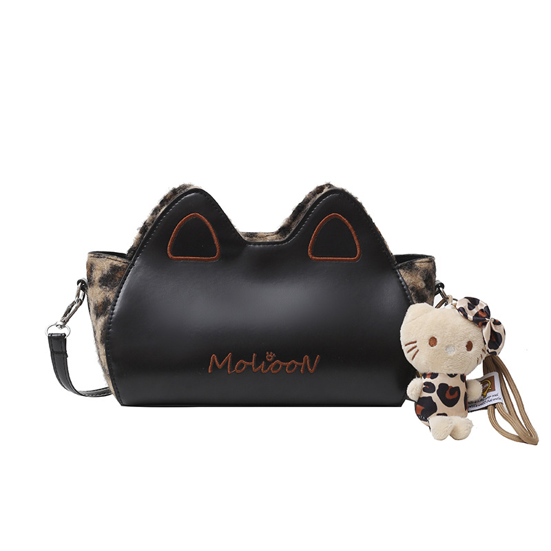 Winter retro frosted small bag for women, 2024 new style fashionable and versatile crossbody bag, cute cartoon single-shoulder bag Item Picture