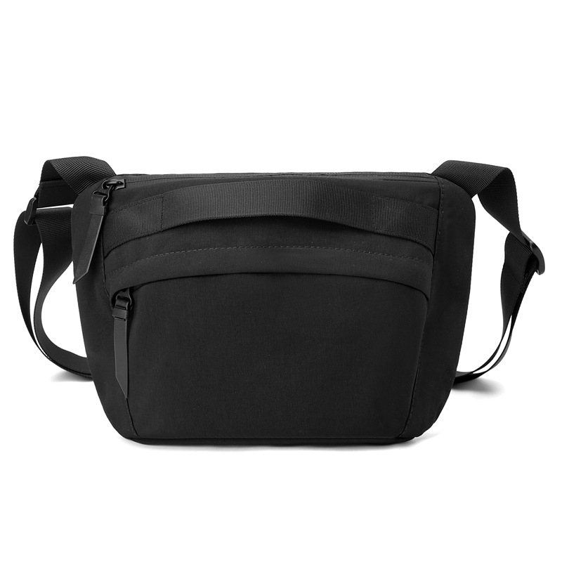WEPOWER's new Japanese streetwear crossbody bag, a large-capacity travel chest bag, and a casual commuting single-shoulder bag Item Picture