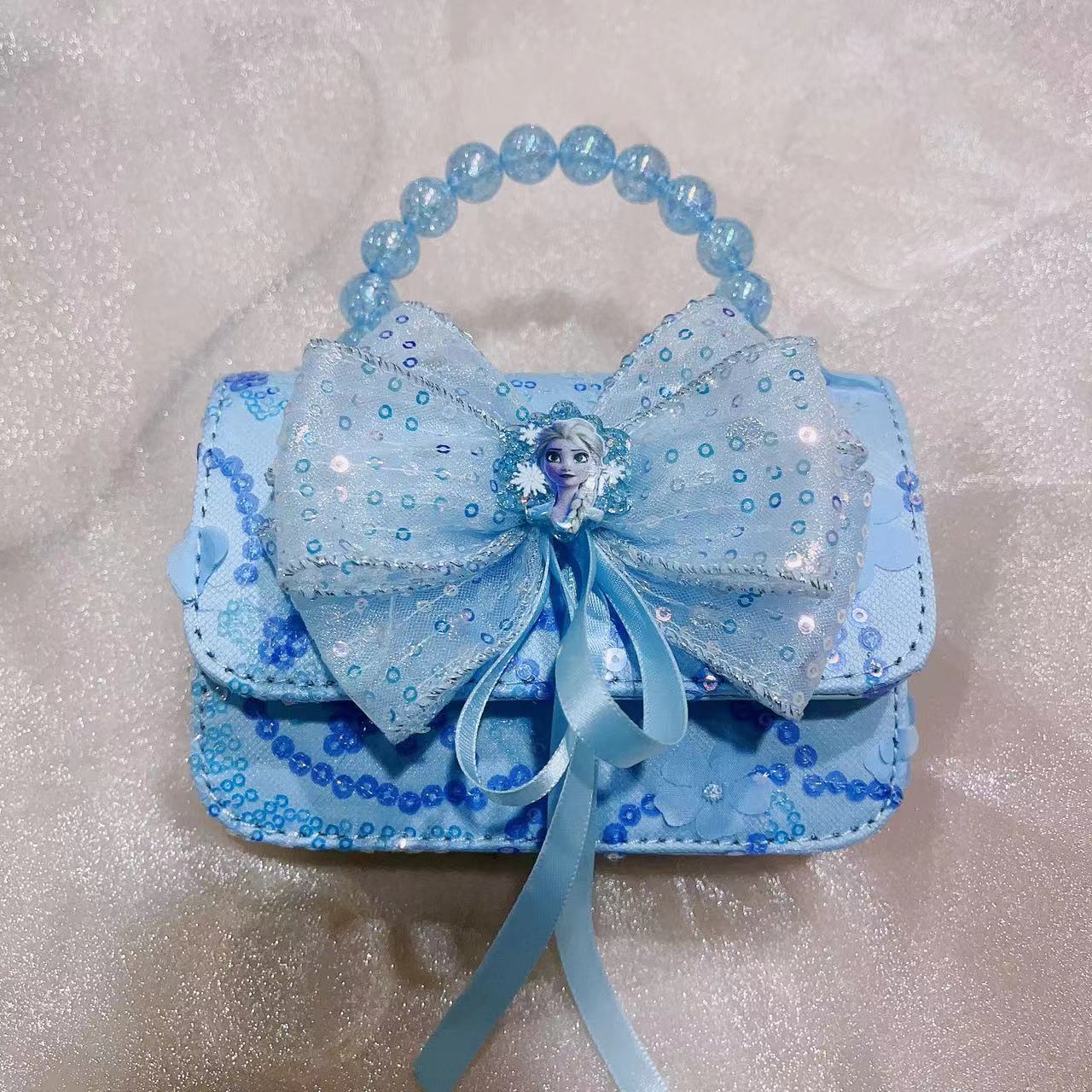 Children's princess bag, Elsa bag, crossbody bag, cute little girl, baby, single-shoulder handbag, backpack, kindergarten schoolbag Application Scenario