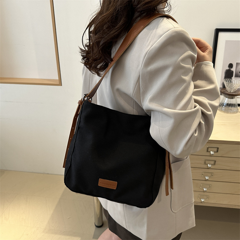 Large-capacity student class bag 2024 new style fashionable commuter tote bag for women, ins ethnic style single-shoulder handbag Specification drawing