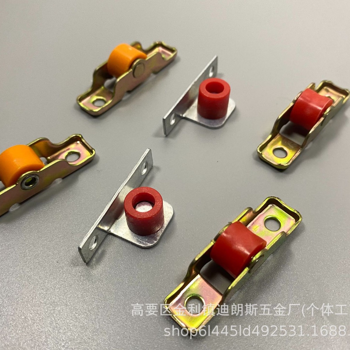 Diamond screen window small pulley, aluminum alloy pulley, plastic steel roller, 12mm sliding screen window wheel, single-sided small red wheel Specification drawing