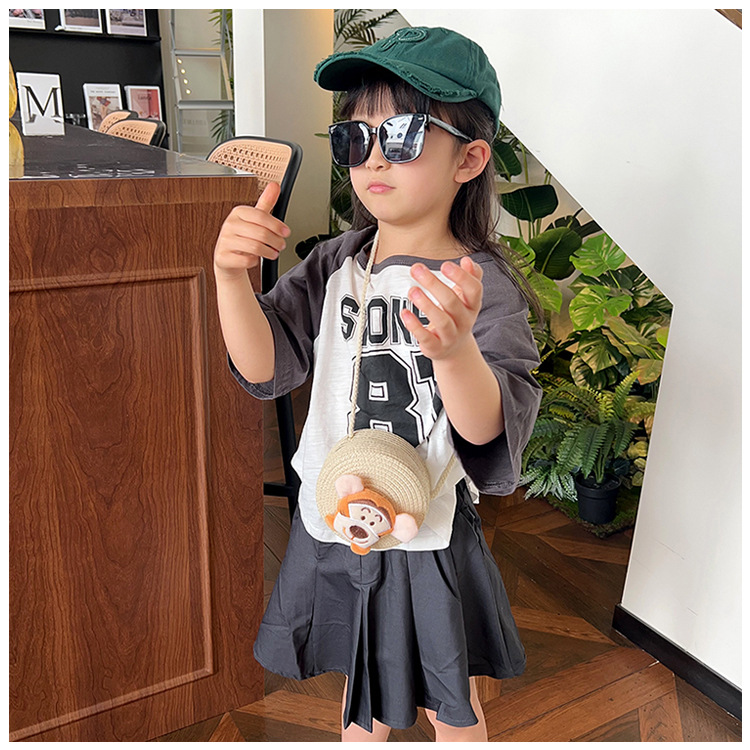 New children's small bags, cartoon dolls, cute straw bags, woven bags, summer seaside outing, crossbody straw woven small round bags Application Scenario