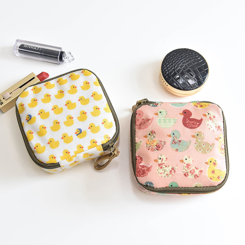 Factory customized OEM OBM sanitary napkins, makeup bags, storage bags, large capacity, cute and simple, sanitary napkin zipper bags details Picture