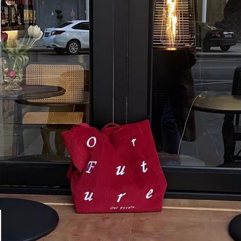 How have you been? New red corduroy retro single-shoulder bag for women, versatile, large-capacity embroidered simple tote bag for women full figure