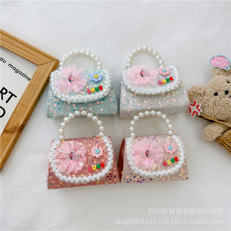 Wholesale children's bags, fashionable and trendy crossbody bags, girls' stylish pearl handbags, mini and cute single-shoulder crossbody bags details Picture