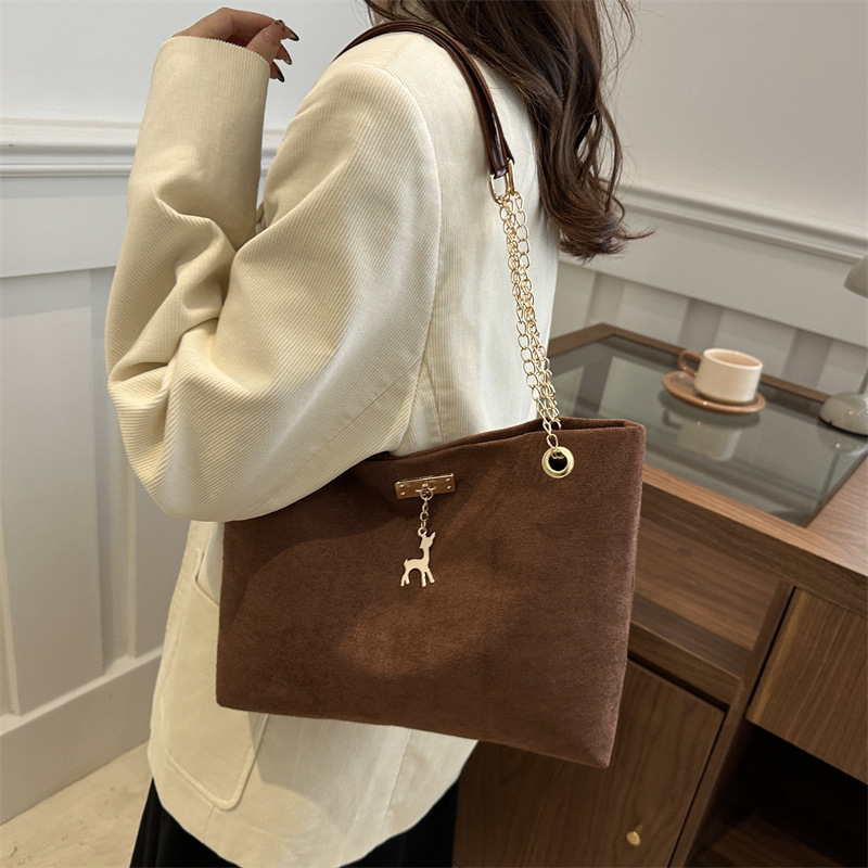 Retro commuter quality chain single-shoulder bag for women, new winter 2024 stylish ins underarm bag tote bag for women Specification drawing