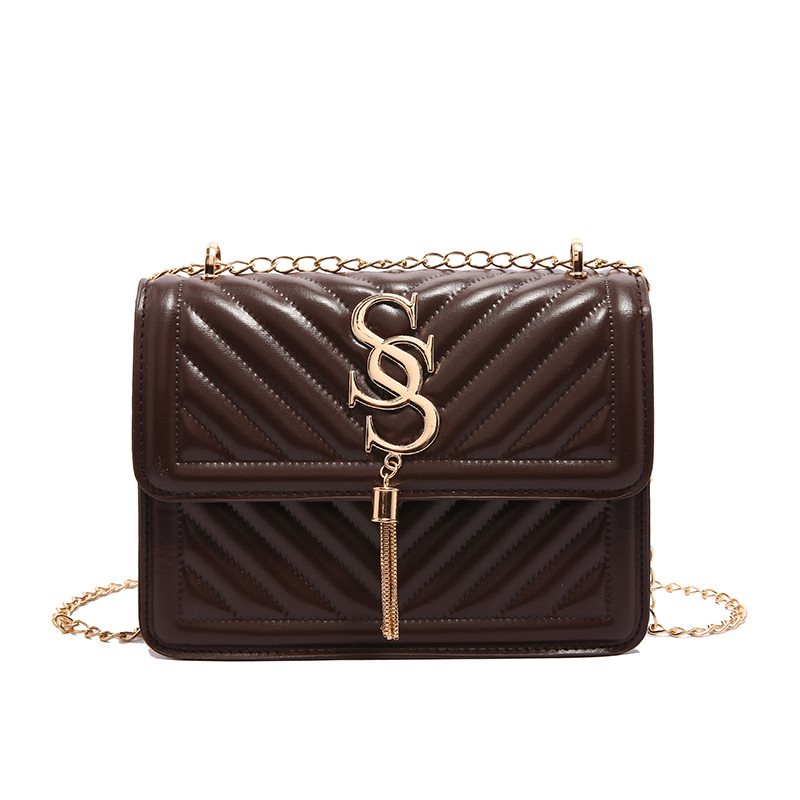 The letter trend retro fashion 2024 autumn new embroidered thread simple and casual crossbody single-shoulder small square bag for women Item Picture