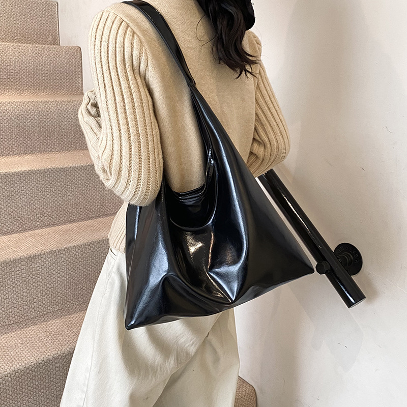 Cross-border women's bag, underarm bag, 2024 new fashion handbag, cracked PU bag, trendy large-capacity single-shoulder bag details Picture
