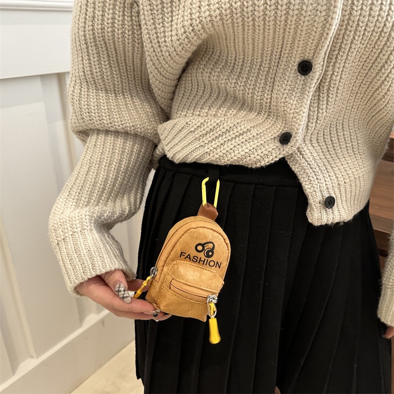 Fashion women's bag 2024 New style, personalized and creative mini headphone bag, hanging accessory bag, trendy women's crossbody bag for export details Picture