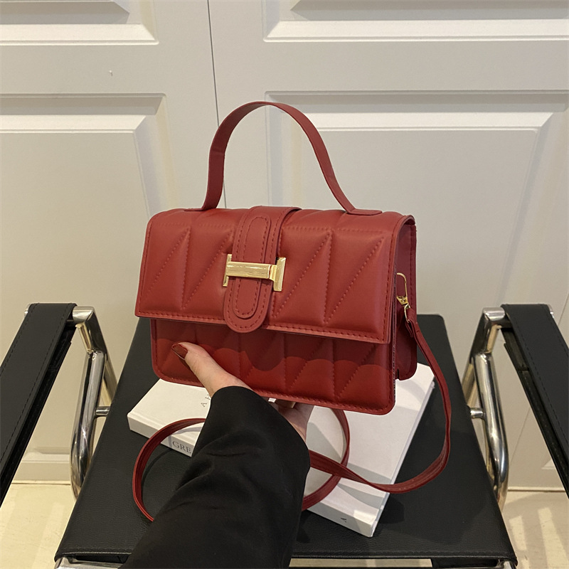 New women's bags 2025, cross-border bags, single-shoulder bags, fashionable Korean-style small square bags, women's small bags, commuter crossbody bags full figure