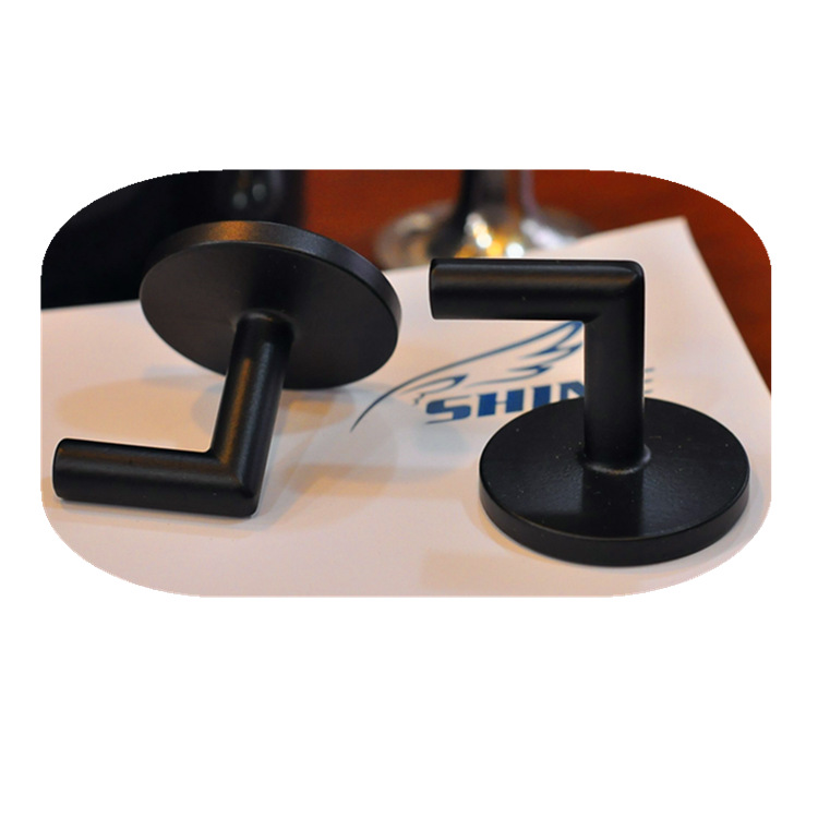 【 Yonghao Hardware 】 Factory direct sales, cross-border supply, direct sales of aluminum alloy small right-angle curtain hooks and wall hooks in stock Item Picture