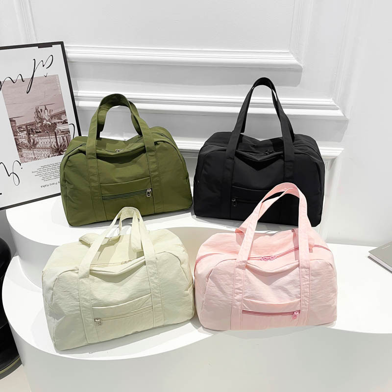 Nylon women's bag 2024 Winter new single-shoulder bag, cross-border trend, casual large-capacity women's hand-carry commuting large bag Application Scenario
