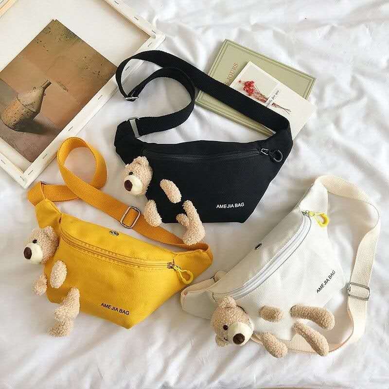 A versatile mini new red cute bear casual cartoon canvas chest bag, single-shoulder bag, and a stylish little girl bag for female students full figure