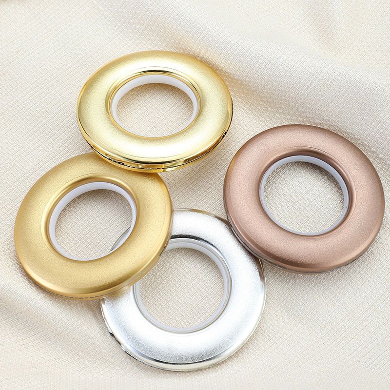 Factory direct delivery of curtain accessories and auxiliary materials, perforated rings, curtain rings, buckle circles, universal thickened silent curtain rings Application Scenario