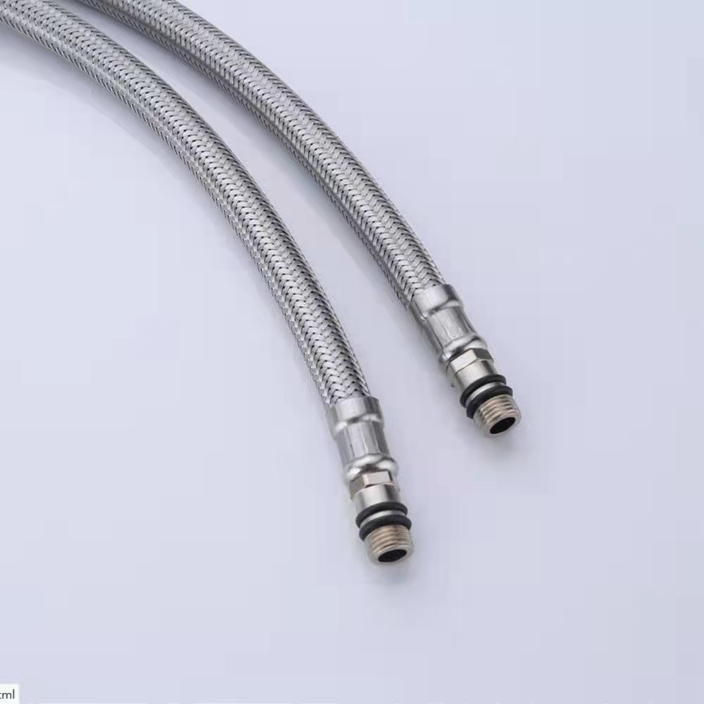 Cold and hot braided hose faucet, washbasin, sink hose, single-ended stainless steel water inlet pipe Application Scenario